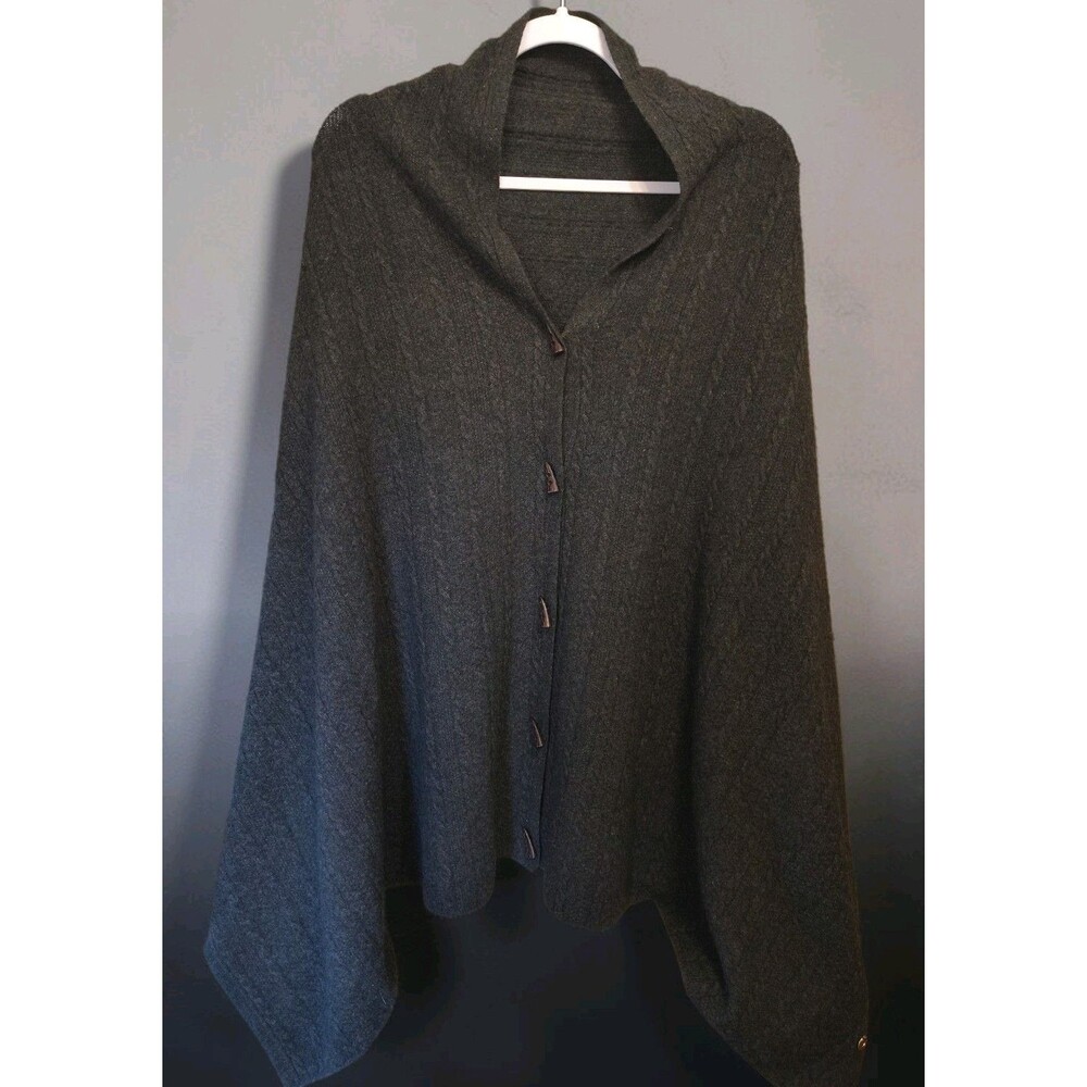LORO PIANA Black Cashmere Shawl Wrap Opera Signet Italian Made Cape Luxury